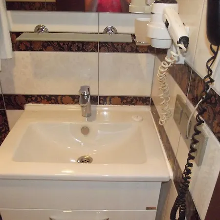 Bed & Breakfast Abaylar 3*