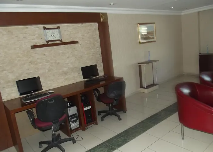 Oda ve Kahvaltı Abaylar